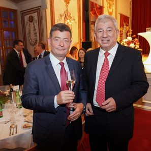 Stefan Ottrubay, Georg Esterhazy
