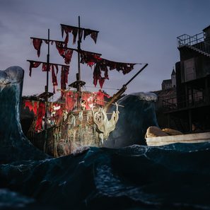 "Der fliegende Holländer" Bühne mit dem großen Schiff