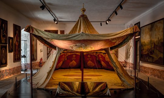 Zelt in Ausstellung auf Burg Forchtenstein