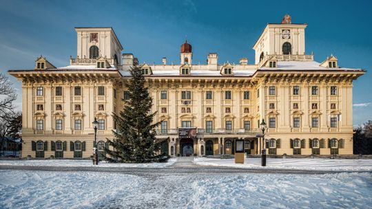 Schloss Esterházy im Schnee