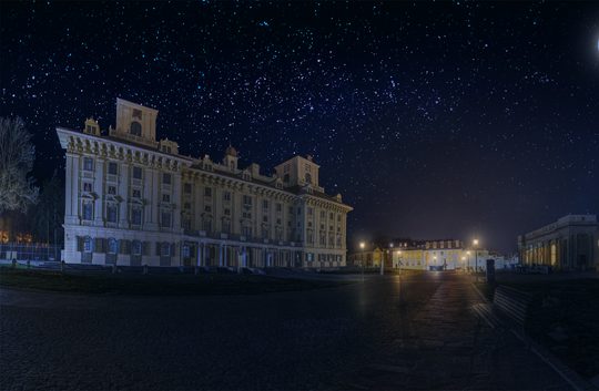 Schlossquartier bei Nacht